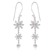 Pendants d'oreilles nacre blanche 3 fleurs en argent 925 rhodié : un bijou élégant et raffiné | Aden Boutique