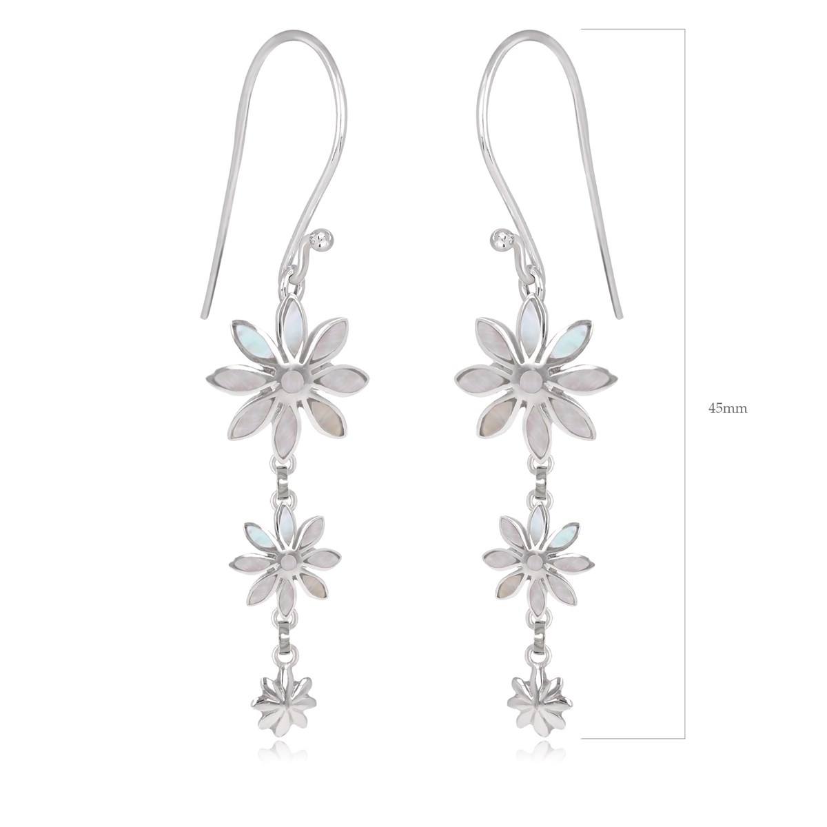 Pendants d'oreilles nacre blanche 3 fleurs en argent 925 rhodié : un bijou élégant et raffiné | Aden Boutique - vue 4