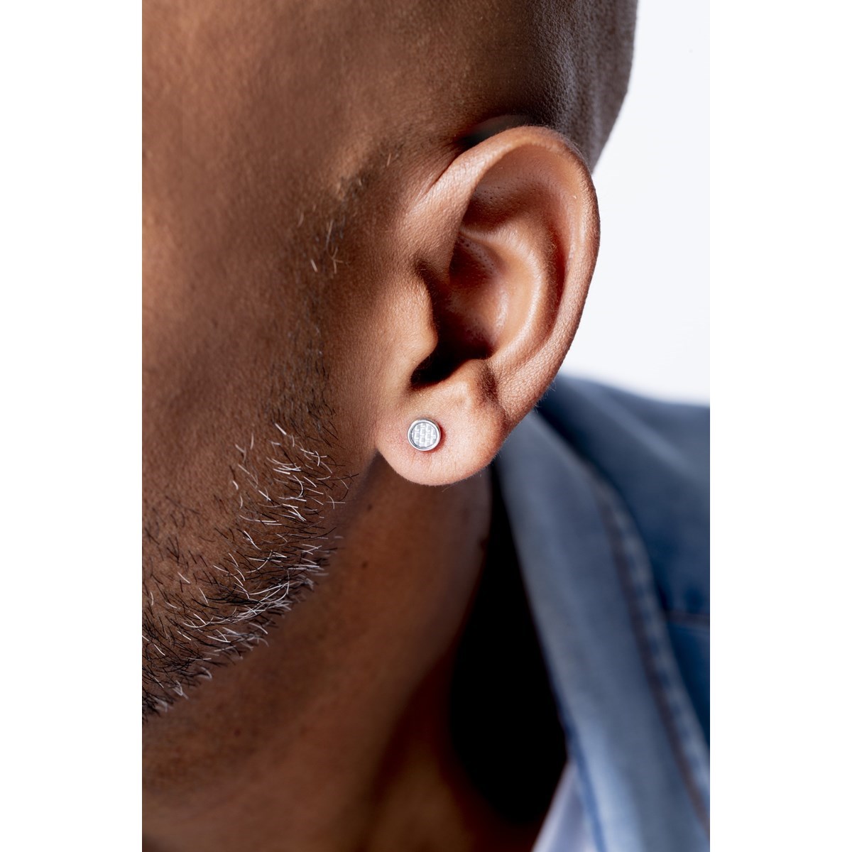 Boucles d'oreilles clous en Acier 316L et carbone - blanc brillant - vue 2