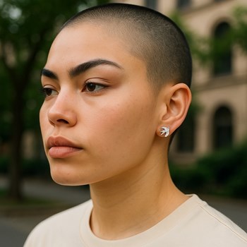 Zwaluw oorbellen bezet met zirkoniumoxide 925 gerhodineerd zilver