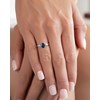 Bague ADEN Or 585 Blanc Saphir et diamants 1.382grs - vue V3