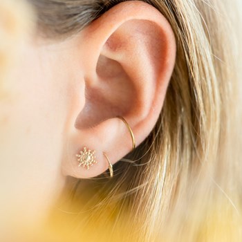 Boucles d'Oreilles Plaqué Or Petites Puces Soleil