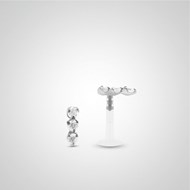 Piercing tragus or blanc avec trois oxydes zirconium blancs 2 mm