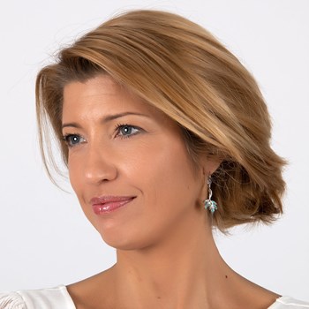 Abalone parelmoer & 925 zilveren bloem oorbellen - Aden Boutique