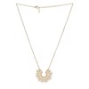 Collier en acier doré avec un pendentif en forme de rosace orné de perles naturelles Agate blanc, chaînette réglable - vue V1