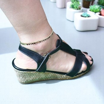 Verguld 750 3 micron rond bungelend kwastje enkelbandje