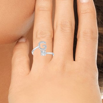 Bague lettre G ajustable SC Crystal ornée de Zirconium