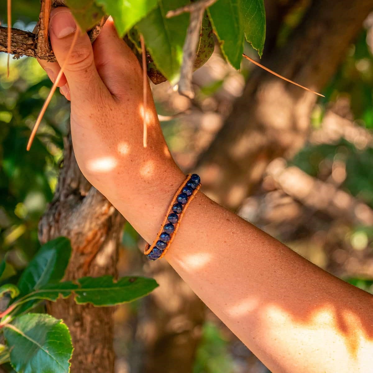 Bracelet Facelia en pierres naturelles Lapis Lazuli et cuir véritable - vue 2