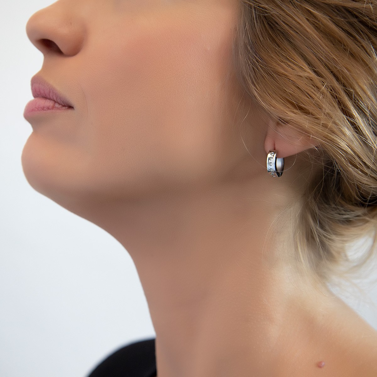 Boucles d'oreilles créoles acier cubic zirconia - vue 2