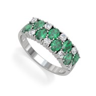 Bague émeraude et diamants en argent 925 : un bijou précieux et luxueux | Aden Boutique