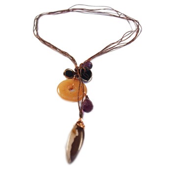 Collier en fil de soie et pierres naturelles