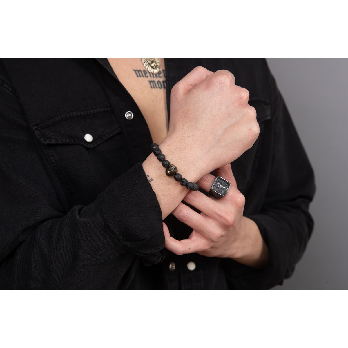 Bracelet souple Esteban en PVD avec lave noir - vue 2