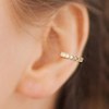 Clip d'oreille earcuff fil serti d'oxydes de zirconium Plaqué OR 750 3 microns - vue V2