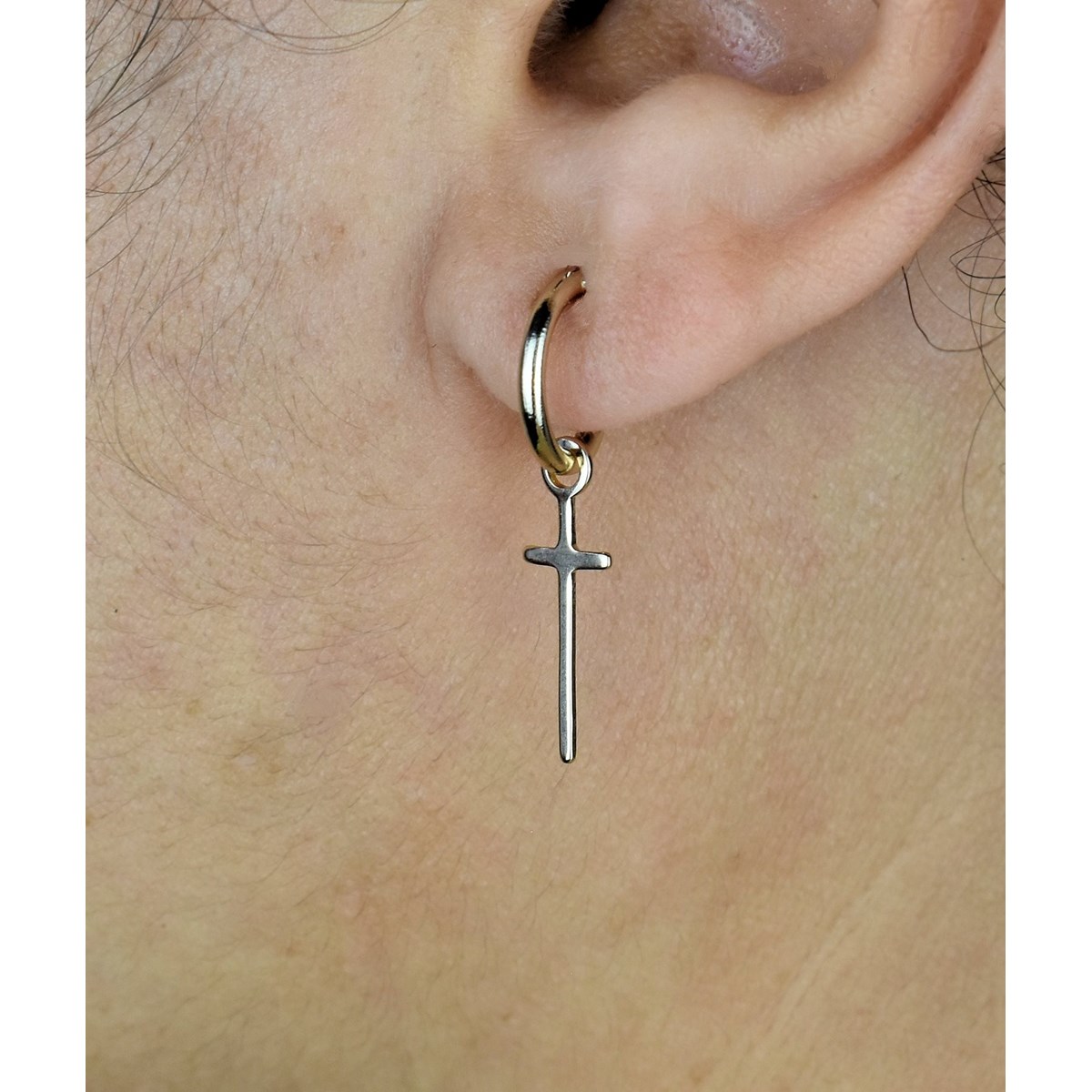 Boucles d'oreilles créole croix pendante Plaqué or 750 3 microns - vue 3