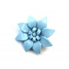 Petite Broche fleur en cuir bleu clair - vue V1
