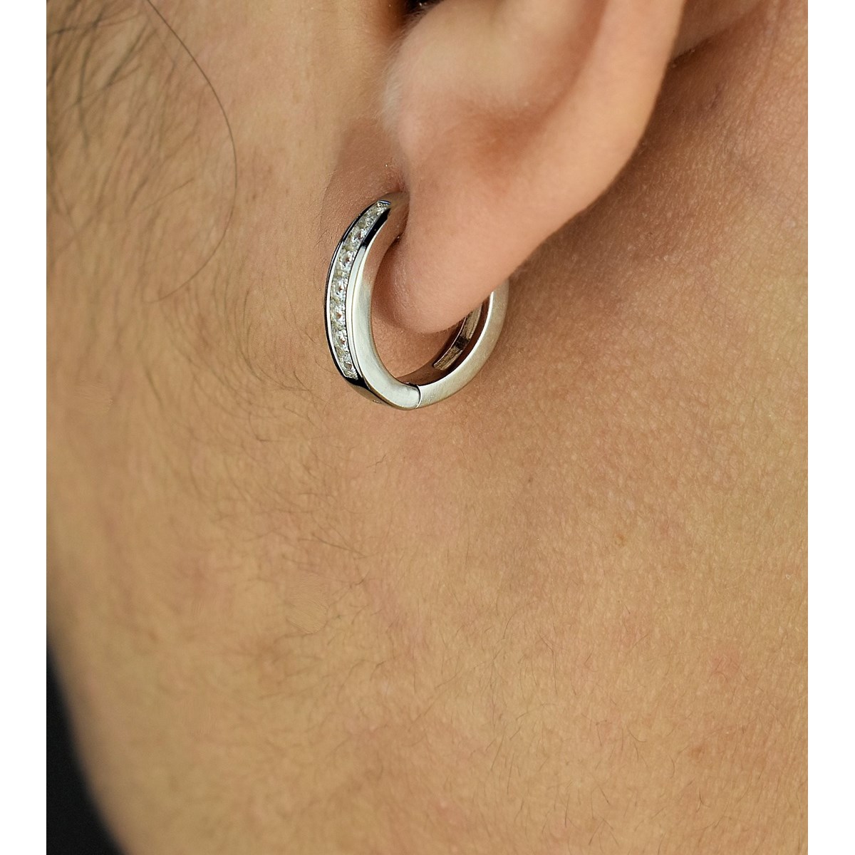 Boucles d'oreilles créoles anneau d'oxyde de zirconium Argent 925 Rhodié - vue 3