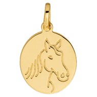 Pendentif médaille ovale tête de cheval or 18 carats