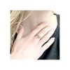 Bague ajustable en plaqué argent ornée d'un petit cristal bleu - Bijou de créateur - vue V2
