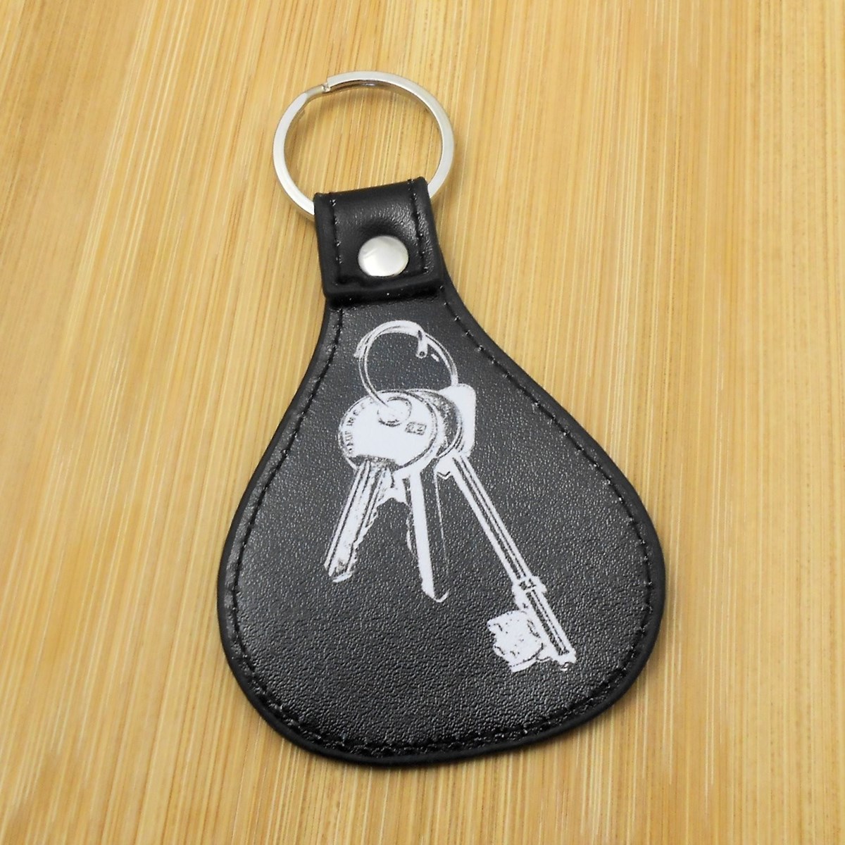 Porte-clés languette noire vintage - vue 2