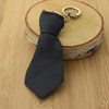 Porte-clés cravate en tissu moucheté pois blanc sur noir argenté - vue V4