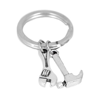 Zilveren hamer en moersleutel sleutelhanger voor doe-het-zelf gereedschap