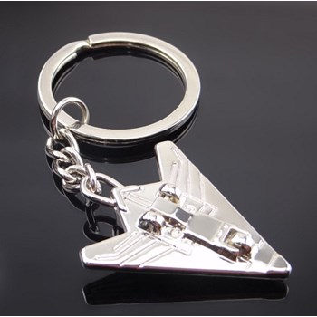 Zilveren stealth vliegtuig sleutelhanger