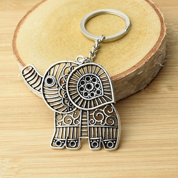 Verzilverde opengewerkte olifant sleutelhanger