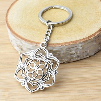 Zilveren lotusbloem sleutelhanger