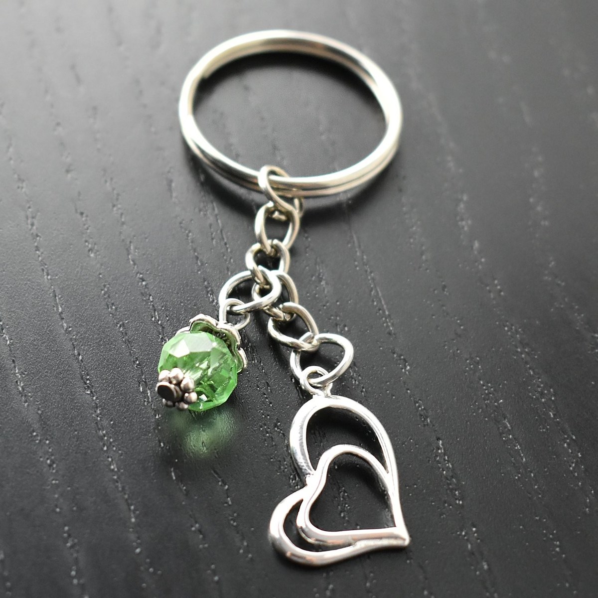 Porte-clés coeur argenté et perle à facettes verte - vue 4