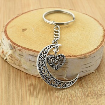 Zilveren maan en hart sleutelhanger