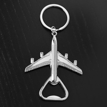 Zilveren flesopener sleutelhanger voor gevechtsvliegtuig