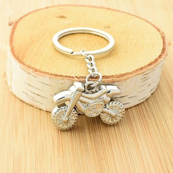 Zilveren kruis motor sleutelhanger