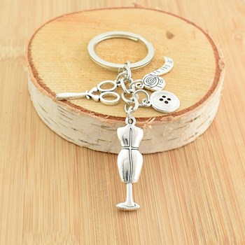 Porte-clés couturière accessoires de couture argenté