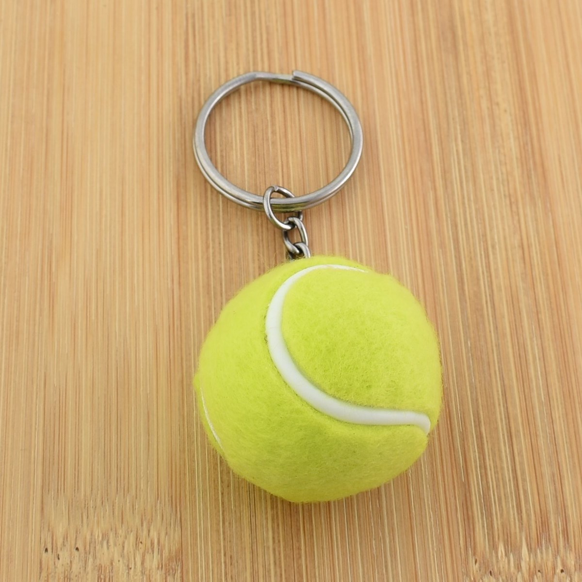 Porte-clés balle de tennis couleur vert et blanc argenté - vue 2