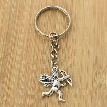 Porte-clés flèche de cupidon dieu de l'amour argenté