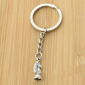 Porte-clés pion cavalier d'échec argenté