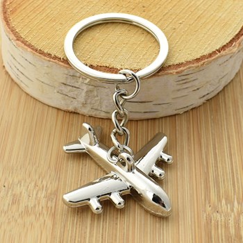 Porte-clés avion de ligne argenté