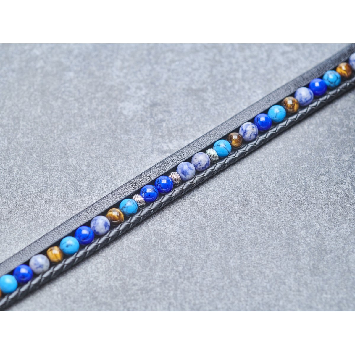Bracelet souple Marius en Acier 316L avec lapis lazuli bleu saphir - vue 2