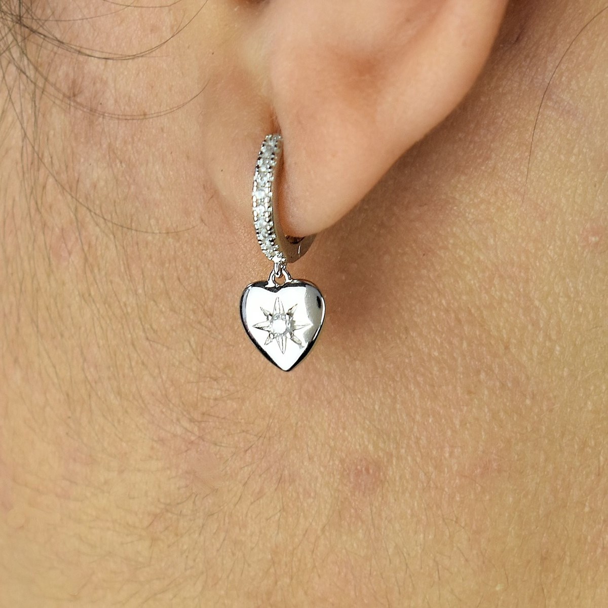 Boucles d'oreilles Mini Créoles coeur étoile pendant serti d'oxydes de zirconium Argent 925 Rhodié - vue 3