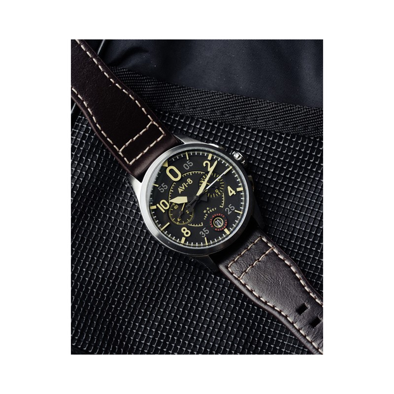 Montre homme japonais meca-quartz chronographe AVI-8 - Bracelet cuir véritable de vachette - Date - vue 4