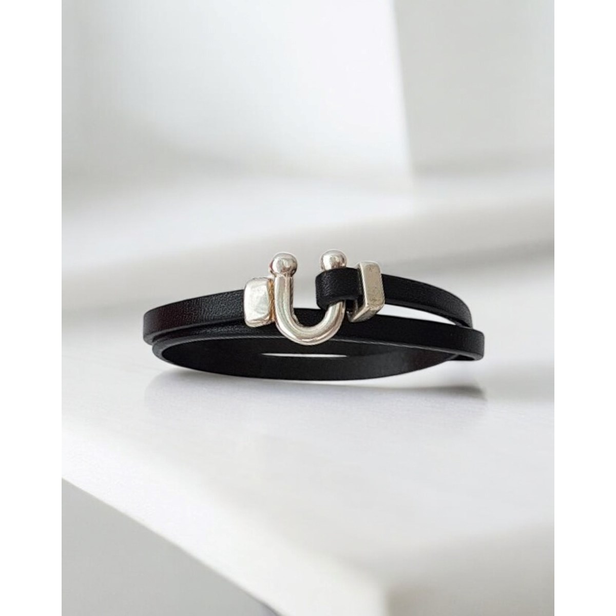 Bracelet en cuir mixte noir Cherokee fait main - vue 2