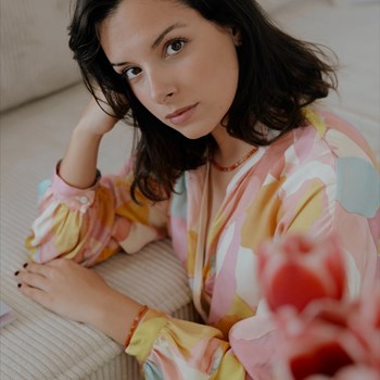 Serena bracelet with carnelian stones
