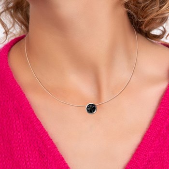 SC Crystal halsketting versierd met een fonkelende kristal