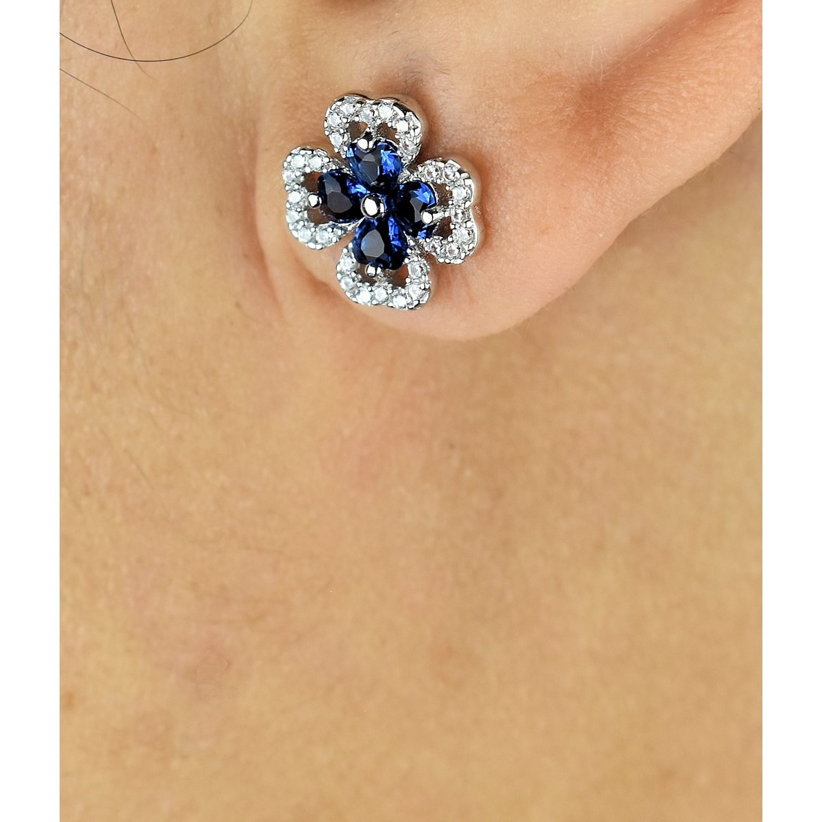 Boucles d'oreilles trèfle de coeurs oxydes de zirconium bleus roi Argent 925 Rhodié - vue 2