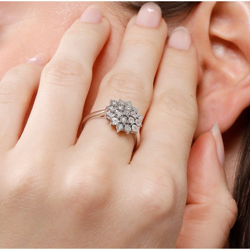 Bague ' Victoire' Or blanc et Diamant - vue 2