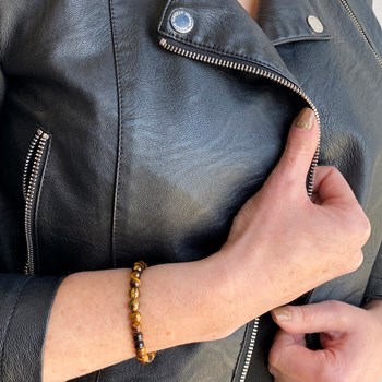 Stretch armband met Tijgeroog kralen