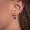 Boucles d'oreilles créoles Serena en pierres Améthyste - vue V2