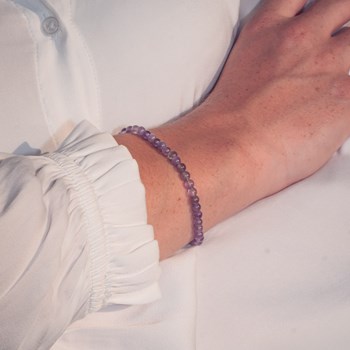 Collier, bracelet et boucles d'oreilles Serena en pierres Améthyste