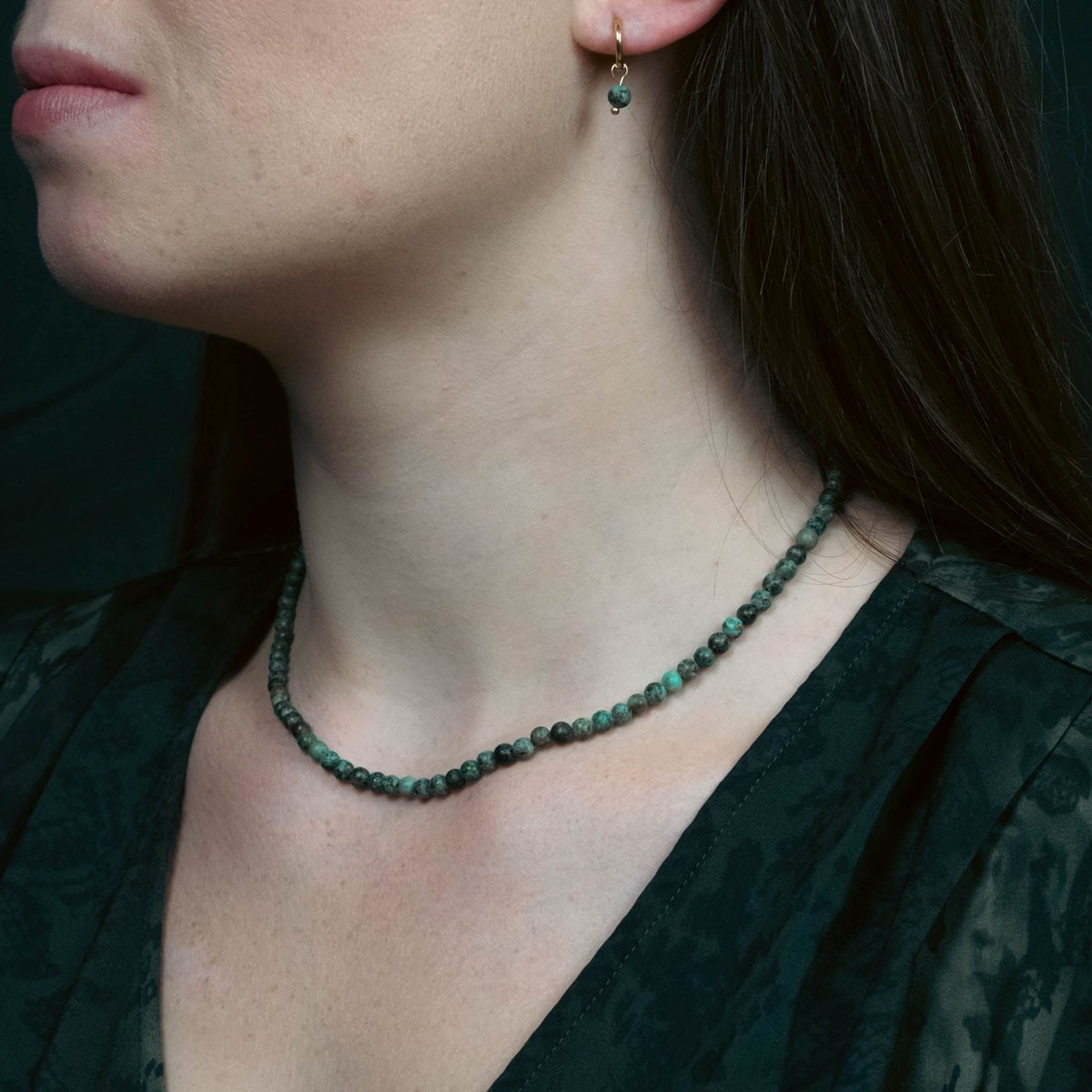 Collier, bracelet et boucles d'oreilles Serena en pierres Turquoise Africain - vue 5