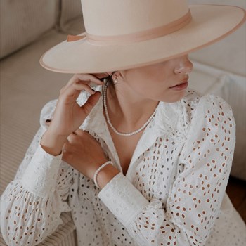 Collier, bracelet et boucles d'oreilles Serena en Pierres de Lune